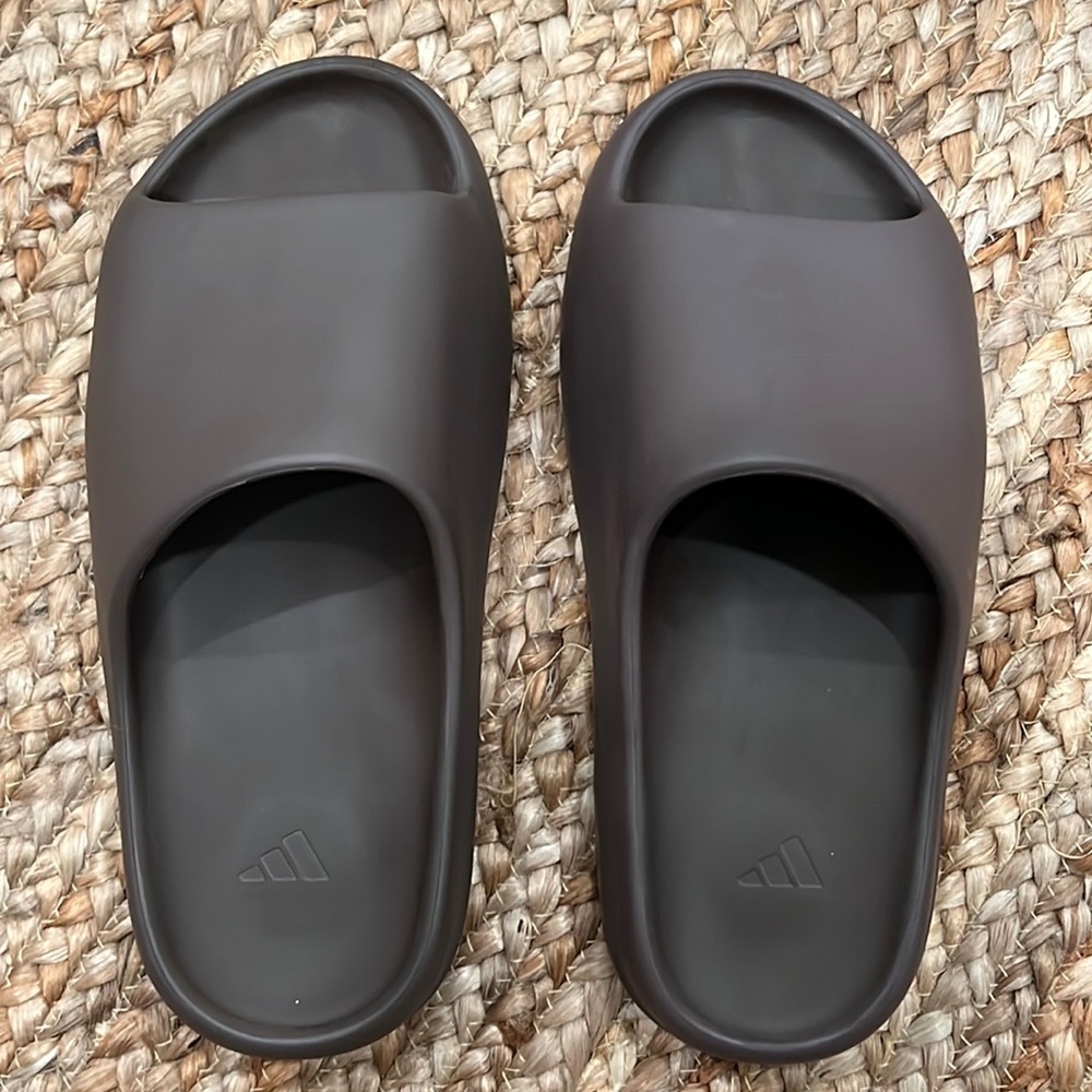 Mens Yeezy slides
